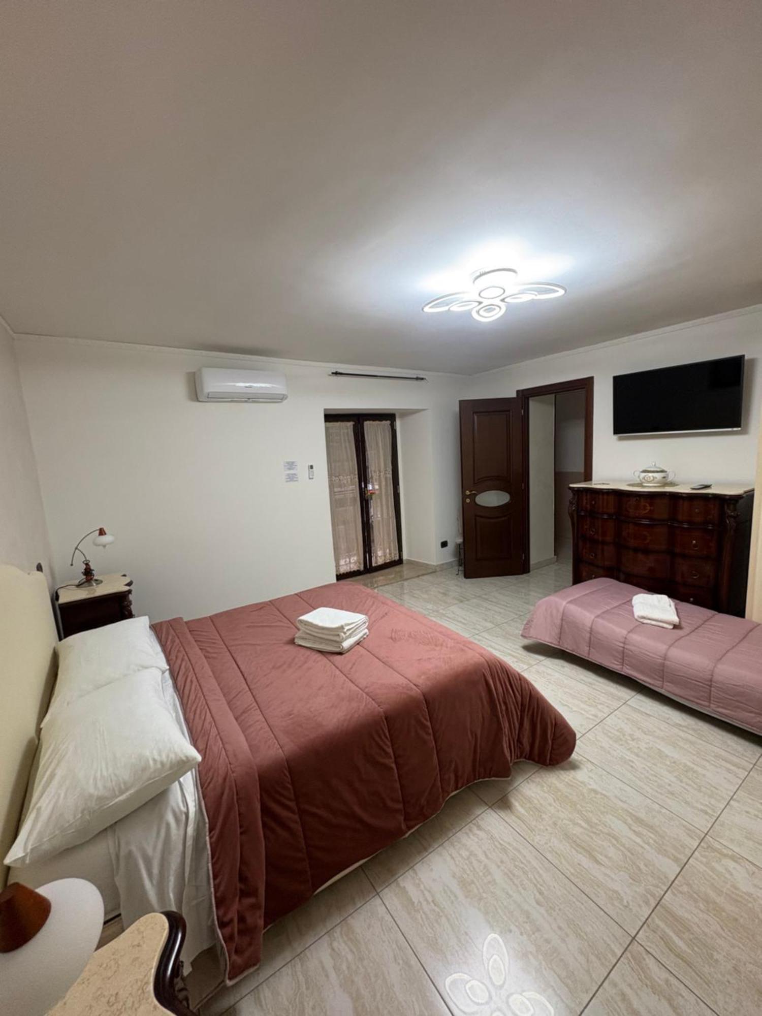 Esposito Holiday Homes Napoli Esterno foto