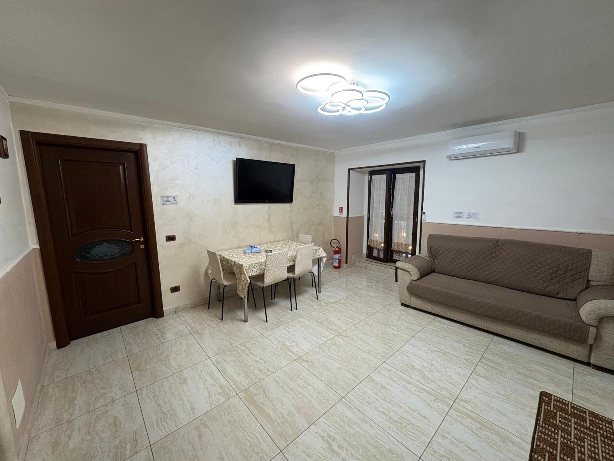 Esposito Holiday Homes Napoli Esterno foto