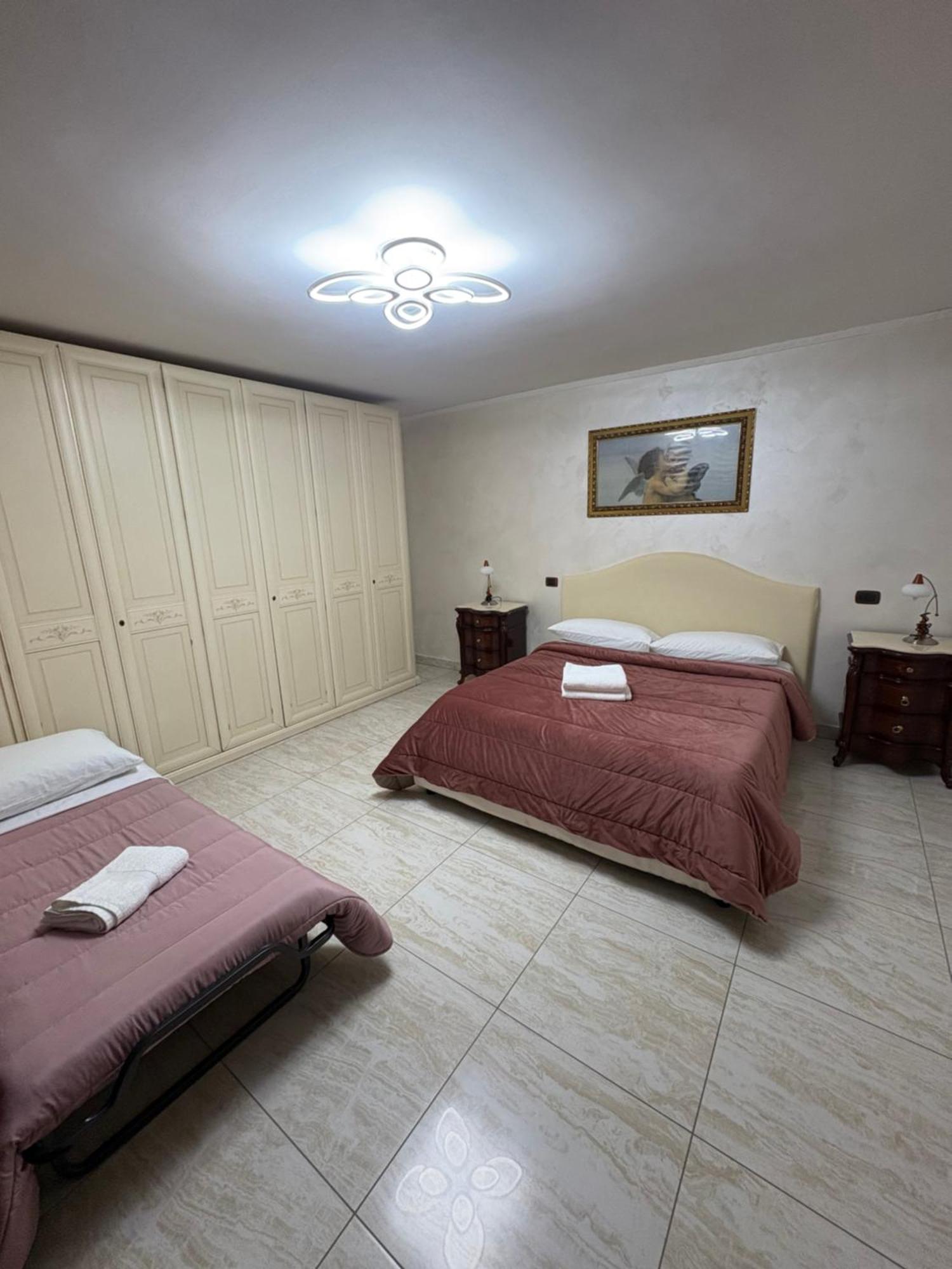 Esposito Holiday Homes Napoli Esterno foto