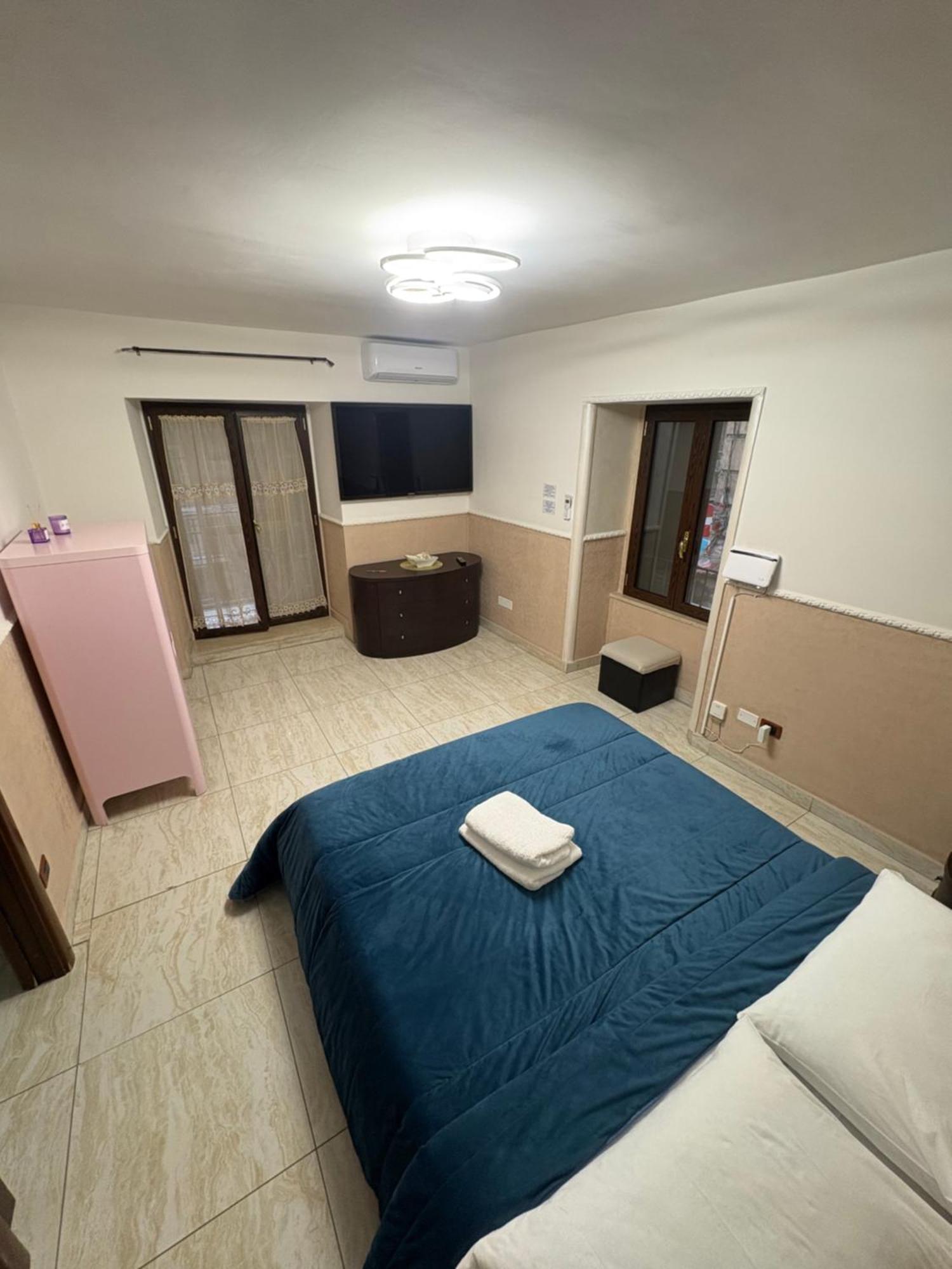 Esposito Holiday Homes Napoli Esterno foto